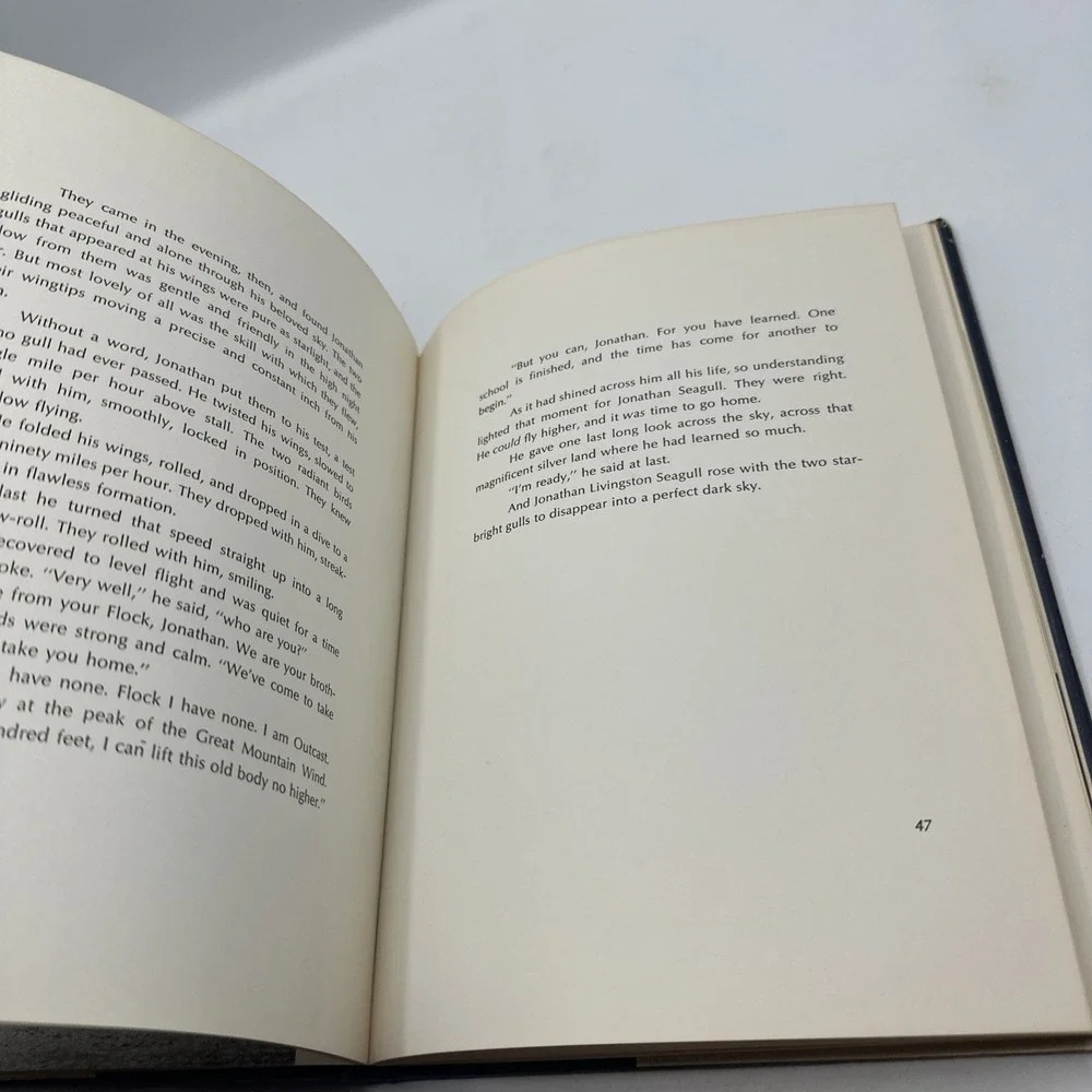Jonathan Livingston Seagull by‎ Richard Bach (1970, Hardcover)